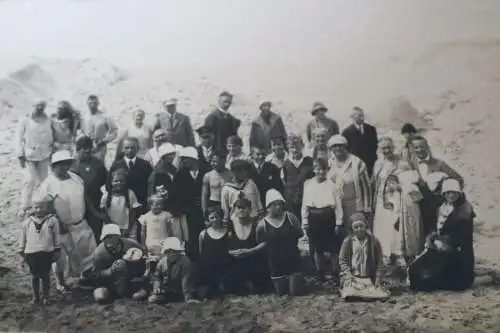 tolles altes Gruppenfoto am Strand Wenningstedt ??  1926