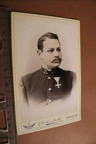 tolles altes Kabinettfoto - österr. Soldat mit Orden - Wien 