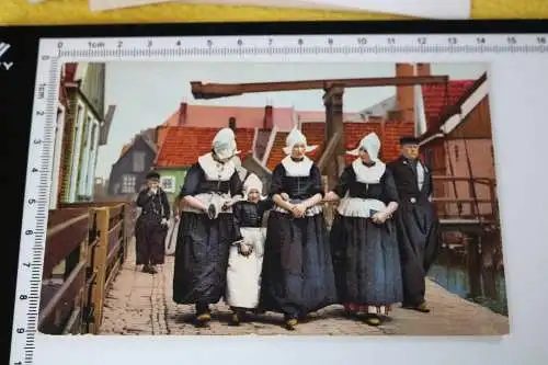 tolle alte Karte - Photochromie - Personen in Trachten - Niederlande ?