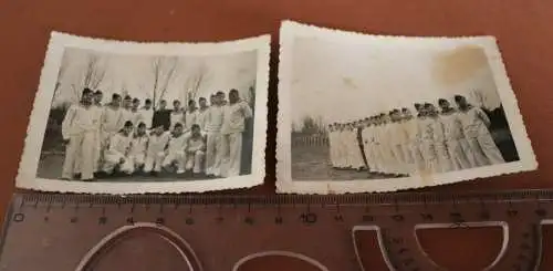 zwei tolle Gruppenfotos - Matrosen der Kriegsmarine 