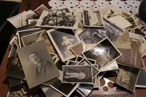 Konvolut alter Fotos ab 1910-60  Personen, Familien, Landschaften usw. 
