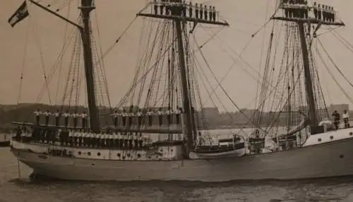 tolles altes Foto Segelschulschiff Niobe 
