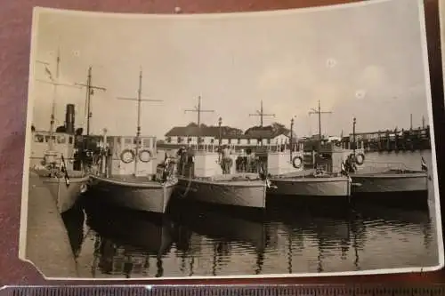 zwei tolle alte Fotos - Schnellboote der F Klasse im Schillsee ?? 