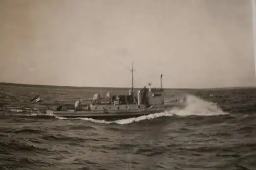 tolles altes Foto -  Schnellboot F11 30er Jahre 