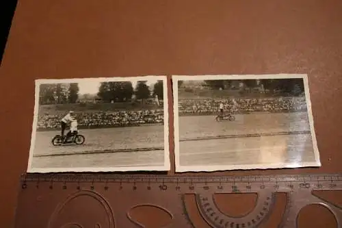 zwei alte Fotos - Motorrad-Show - Polizeistaffel ?? 70er Jahre ??