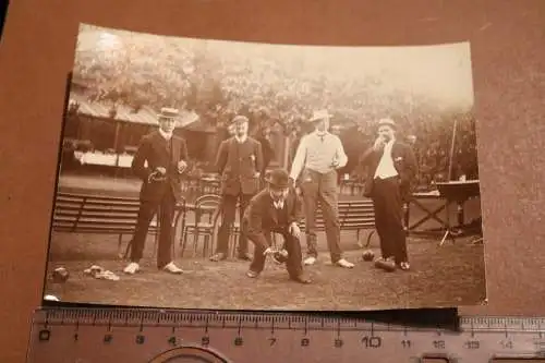 Tolles altes Foto - fünf Männer spielen Boule ??? Kugeln werfen - 1910-20 ?