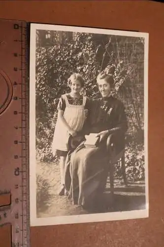 tolles altes Foto - Großmutter mit Enkelin ?  1910-20 