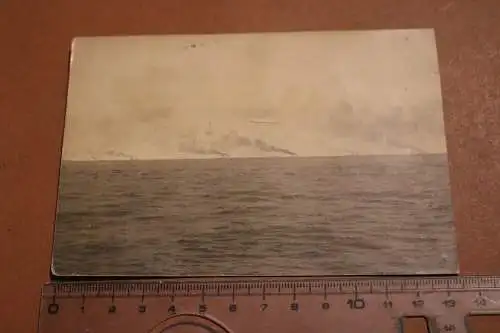 Tolles altes Foto - Flotte am Horizont, bewacht vom Luftschiff , Zeppelin