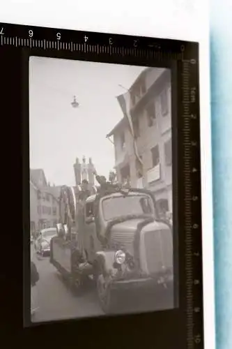 altes Negativ - Festumzug - 50er Jahre Mercedes LKW - Heilige Drei Könige 