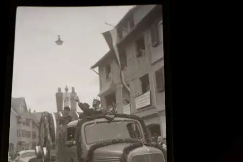 altes Negativ - Festumzug - 50er Jahre Mercedes LKW - Heilige Drei Könige