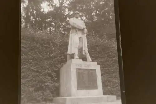 tolles altes Negativ - Kriegerdenkmal - Unseren Gefallenen - Ort ?