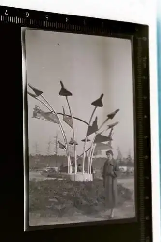 tolles altes Negativ Flughafen in Frankfurt am Main Skulptur Flugstunden