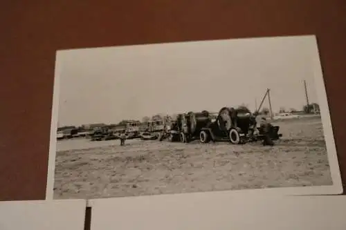 sieben tolle alte Fotos Erdkabel wird verlegt Bulldozer Planierraupen, Neuruppin