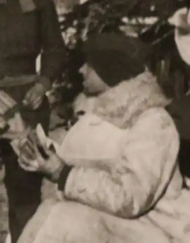 altes Foto Soldaten Rationsverteilung Strasse nach Cholm 1942 