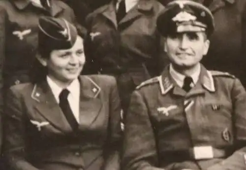 tolles altes Gruppenfoto - hübsche Blitzmädel der Luftwaffe 