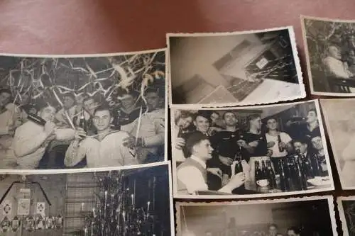 acht tolle alte Fotos Matrosen Weihnachtsfeier u. Neujahr Plön 1940/41