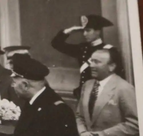 tolles altes Foto - hoher Besuch in Italien - San Remo 