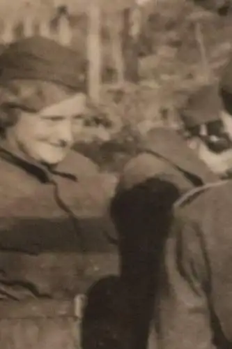tolles  altes Foto -russische Flintenweiber ?? Frauen in Uniform 