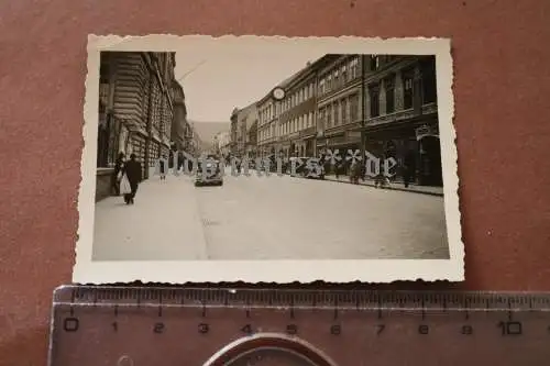 tolles altes Foto - Strasse in ....stadt , Rumänien 1941