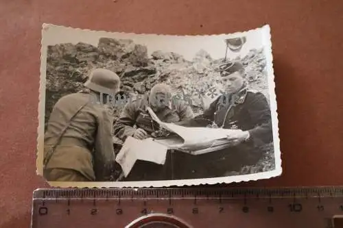 altes Foto Oberst Müller und Offiziere Angriffsbesprechung Sewastopol 