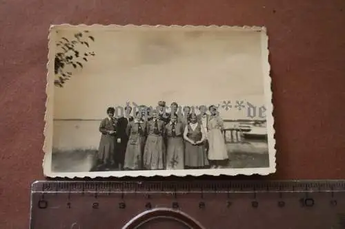 tolles altes Foto  Gruppe Mädels BDM - am Bad Zwischenahner Meer - Ammerland 193
