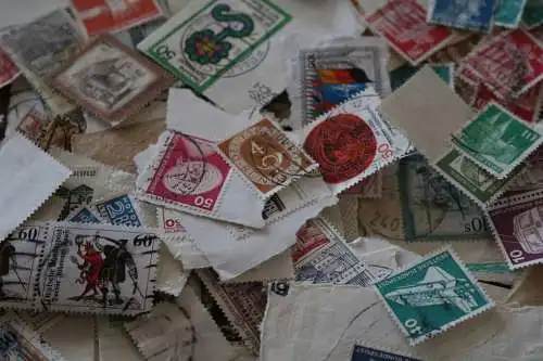 Briefumschlag mit alten Briefmarken 