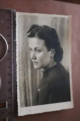 tolles altes Foto - Portrait einer hübschen Frau  Biberach - 30-50er Jahre ?
