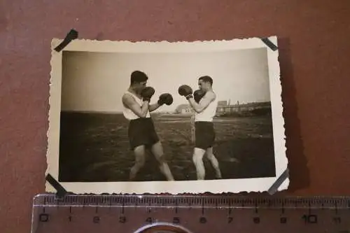 tolles altes Foto zwei junge Boxer - Boxen 20-40er Jahre 