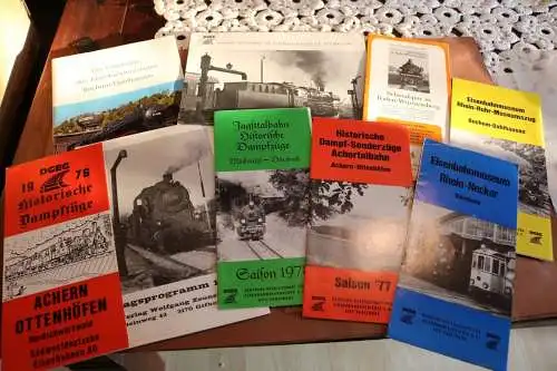 neun alte Programmblätter und andere - Eisenbahn , Dampflok - 