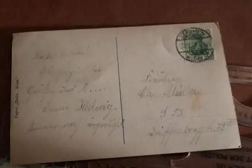tolle alte Fotokarte - Mädchen mit Handtuch in Badewanne  1908