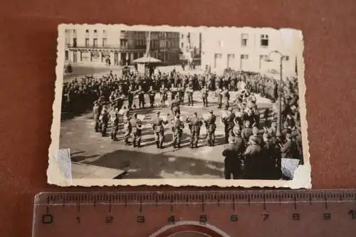 tolles altes Foto - Musikkorps beim Konzert - Marktplatz - Ort ???
