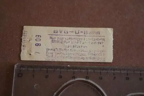 alte Fahrkarte -BVG Berlin  U-Bahn  30-40er Jahre  ???? (5)