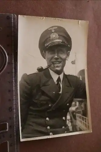 tolles altes Foto - Portrait eines Offizier ?? Kaleu ?? mit Pfeife - Kriegsmarin