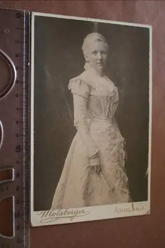 tolles altes Kabinettfoto - Portrait einer Frau im Kleid - Arolsen - 1880-1910 ?