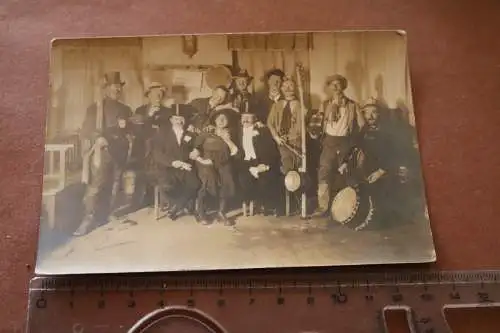 tolles altes Gruppenfoto alle in Kostüme Fasching ?? Dresden - Schild Soldaten S