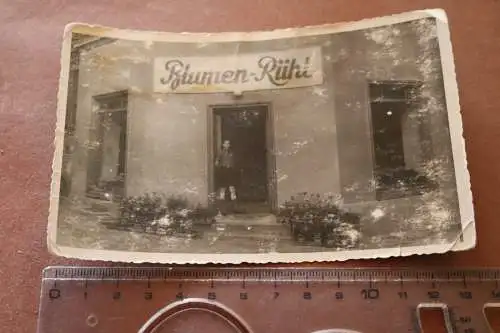 tolles altes Foto - Geschäft Blumen Rühl -  Berlin ??? 40-50er Jahre ??