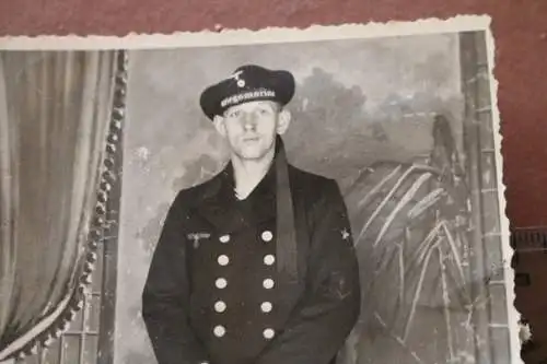 tolles altes Foto - Portait eines Matrosen, Tätigkeitsabzeichen 