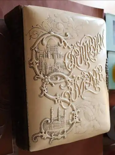tolles altes Album für Kabinettfoto Columbian Sovenir Lederrücken, ca 2,4kg defe
