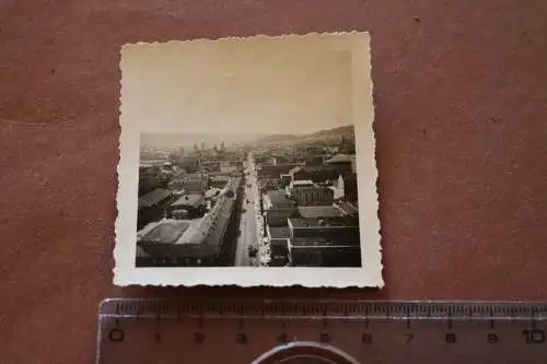 tolles altes Foto - Strasse  Gebäude - Kuppelbau Hotel  - Ort ??? 30-40er Jahre 