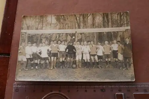tolles altes Gruppenfoto Fussballmannschaften - Vereinslogo - 20er Jahre ??
