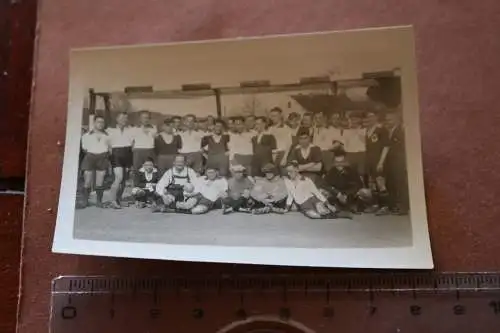 tolles altes Gruppenfoto Fussball Mannschaften - RSV 5 und ? Vereinslogo - 30er 