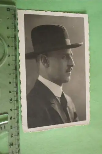 tolles altes Foto -  Portrait eines Mannes mit Hut - 1925  Rüdesheim 