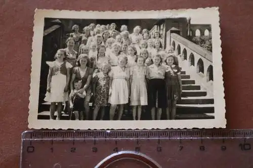 tolles altes Schulklassenfoto - Mädchenschule 1942 - Kaiser Wilhelm Turm Spandau