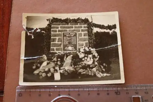 altes Foto Soldatenehrenmal 1. Weltkrieg der Gemeinde Dillnhütten 30er Jahre ??