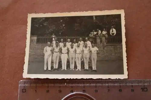 zwei alte Fotos - Klafelder Turner auf dem Wettkampf in Minden - 1934 - Klafeld 