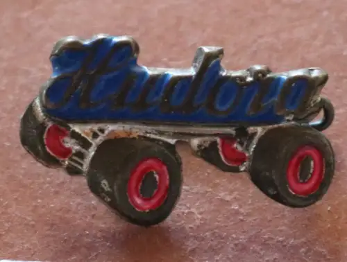alter Anstecker - Rollschuh Hudora - Alter ?