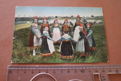 tolle alte Karte -  Gruppe Mädchen in Tracht - Hessische Trachten Nr. 249 