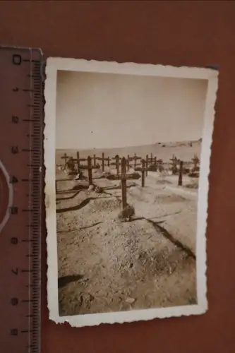 altes Foto Soldatengräber Raum Tobruk  Afrika 
