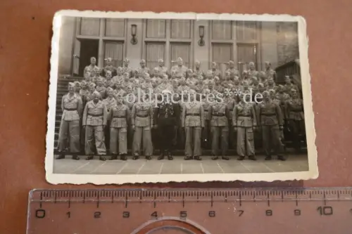 tolles altes Foto - Soldaten Luftwaffen - Tropenuniform - Kaserne ?? Ort ?