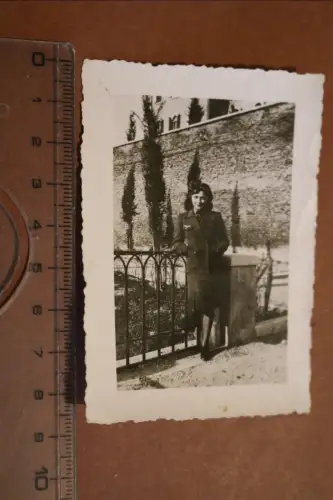 tolles altes Foto - Portrait hübsches Blitzmädel - 1944 